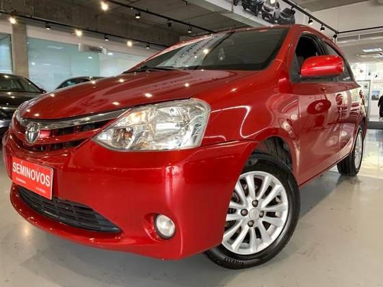 TOYOTA ETIOS 1.5 XLS 16V FLEX 4P MANUAL TOYOTA ETIOS 1.5 XLS 16V FLEX 4P MANUAL